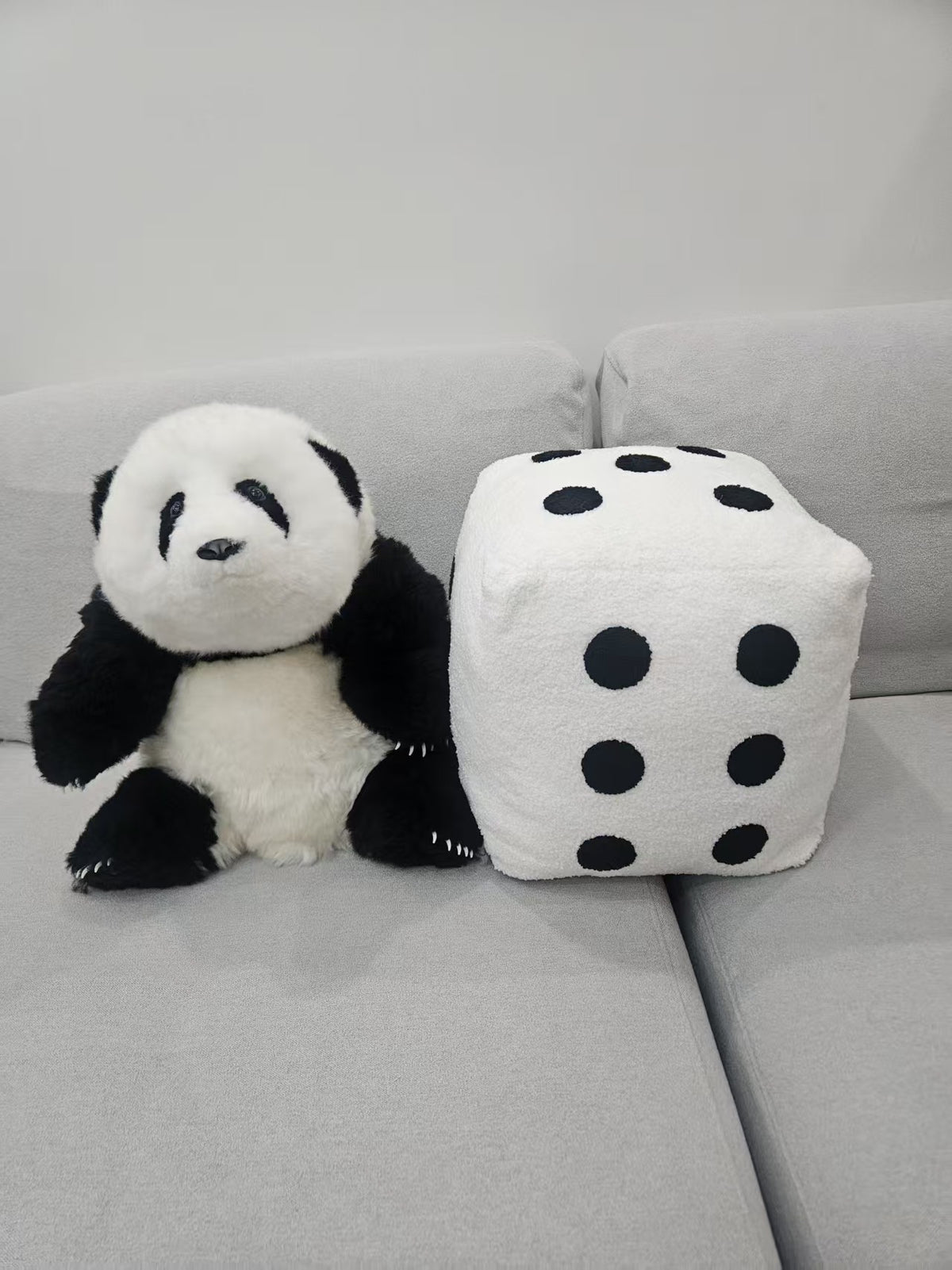 Hua Hua panda dice gift set lifestyle display