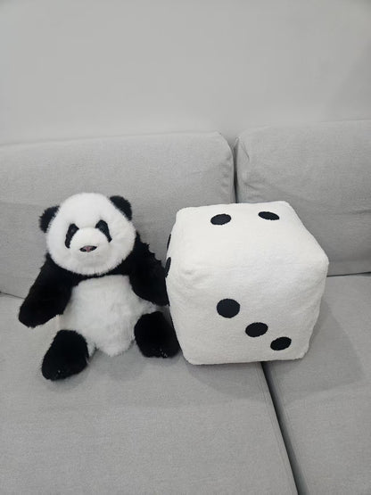 Chengshi panda dice gift set lifestyle display